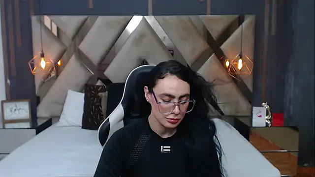 MartinaaFit Chat XXX in diretta