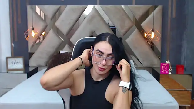 MartinaaFit's Live XXX Chat