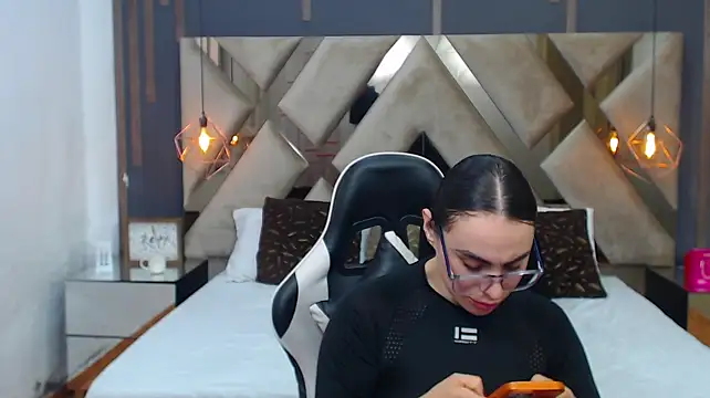 MartinaaFit's Live XXX Chat