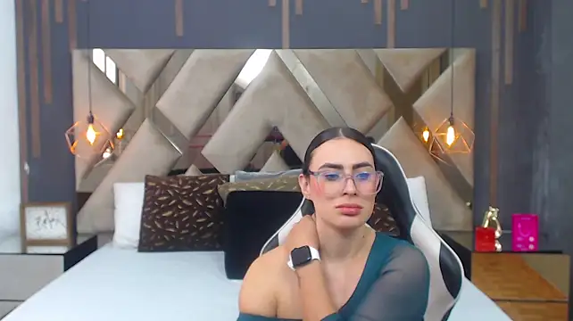 MartinaaFit Live XXX-chat