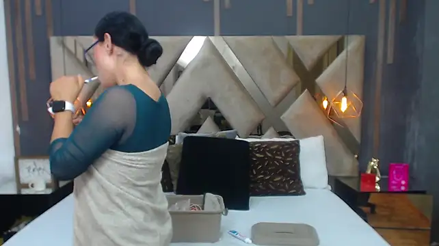 MartinaaFit লাইভ XXX চ্যাট