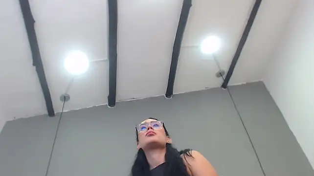 Chat +18 de MartinaaFit ao vivo
