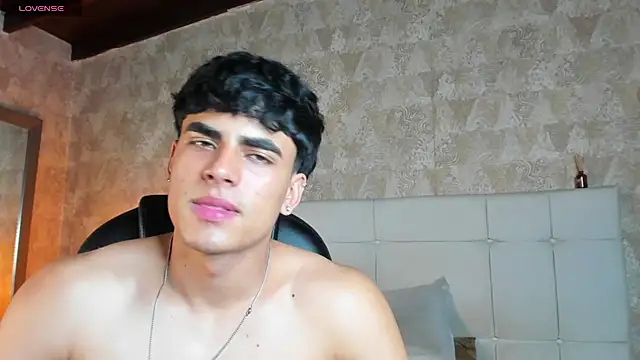 Toji_ferrer Pertunjukan Webcam