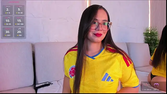 Chat +18 de Ali_Hamilton ao vivo