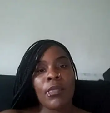 Show de damnshegotass na webcam
