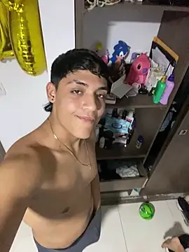 Emannuel__777 Webcam-Show