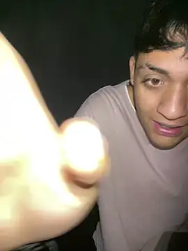 Emannuel__777 webkamerás műsora
