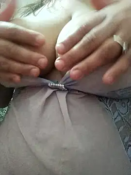 Show modela Farisa-24 na web-kameri