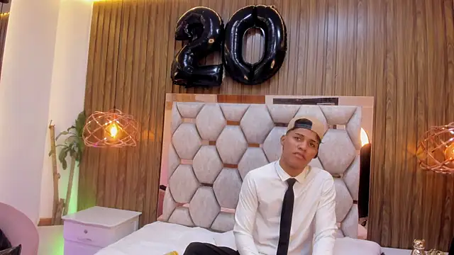 Colby_driscoll – webcam-show