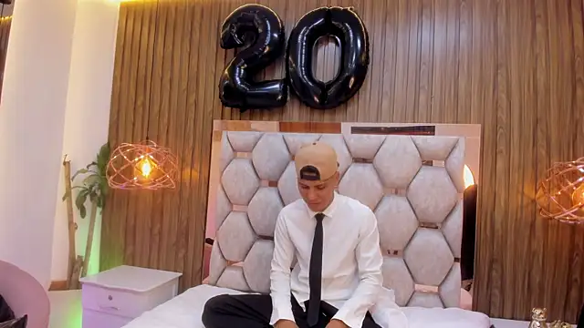 Colby_driscoll – webcam-show