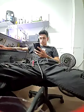 Show de tom_latin na webcam