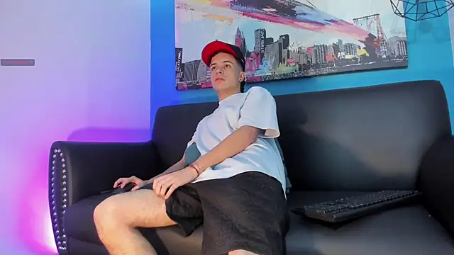 kevinn_bluee Webcam show