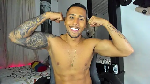 LucasWatsonnn – webcam-show