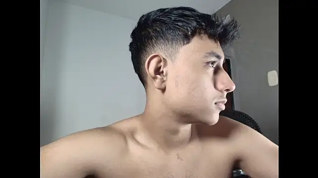 VezzXx Webcam Show