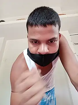 Rashi__75 Show in webcam