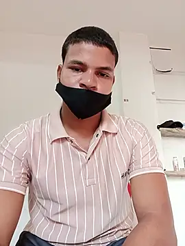 Rashi__75 在線直播表演