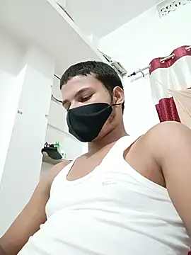 Rashi__75 Adlı Modelin Web Kamerası Şovu