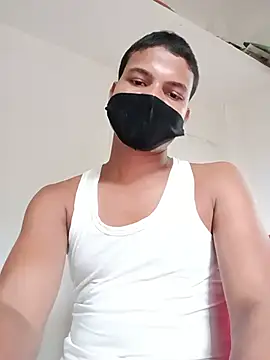 הופעת וובקאם של Rashi__75