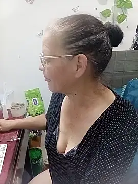 Chat +18 de katrinna_ ao vivo