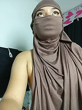 Samira_1 在線直播表演