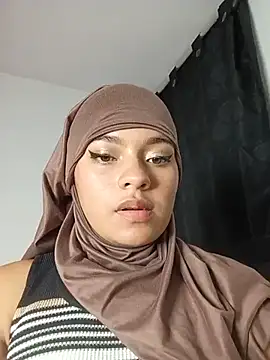 Samira_1 Show in webcam