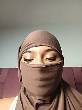 הופעת וובקאם של Samira_1