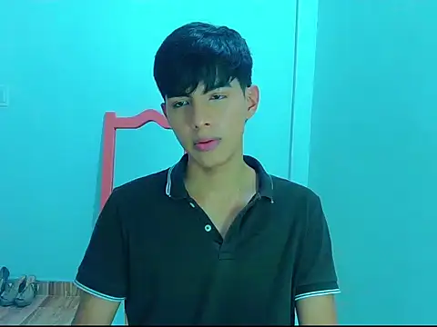 phuwin_bj Webcam show