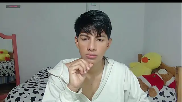 phuwin_bj Show Webcam