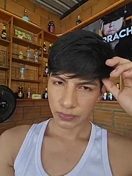 phuwin_bj 在線直播表演