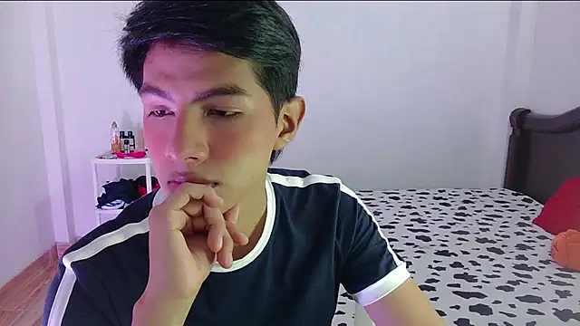 phuwin_bj Webcam show