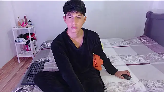 phuwin_bj Show Webcam