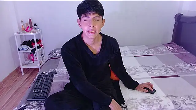 phuwin_bj 在線直播表演