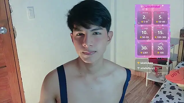 phuwin_bjn Webbikameraesitys
