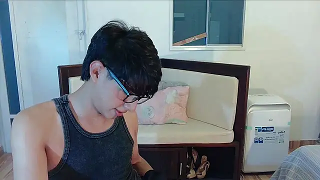 phuwin_bj Adlı Modelin Web Kamerası Şovu