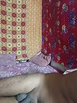 Pokazy przed kamerką – Hotty-Priyanka10