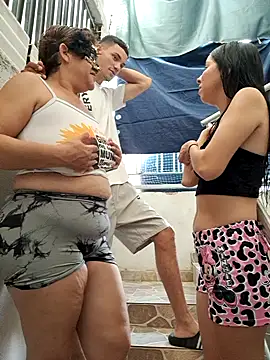 HOTANDSKINNY's Webcam Show