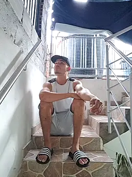 โชว์เว็บแคมของ HOTANDSKINNY