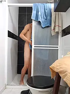 HOTANDSKINNY webkamerás műsora
