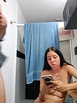 HOTANDSKINNY's Webcam Show