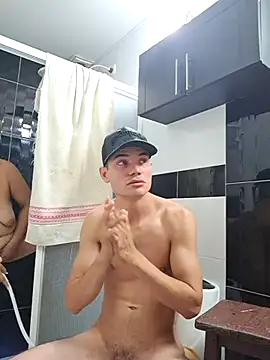 HOTANDSKINNY Pertunjukan Webcam