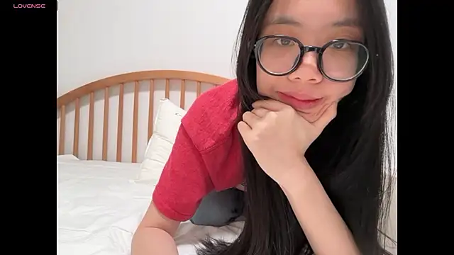 nooneknowspoppy Webcam Show