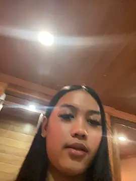 Show modela sexyasiancock_yllana na web-kameri