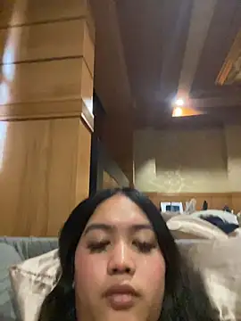 sexyasiancock_yllana Pertunjukan Webcam
