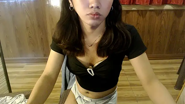 sexyasiancock_yllana: διαδικτυακό σόου στην κάμερα