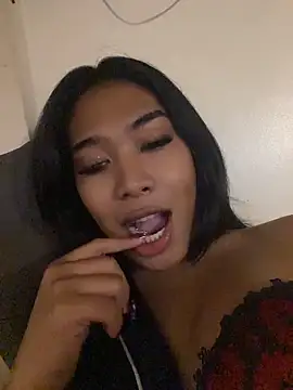 hugecock_tamira Pertunjukan Webcam