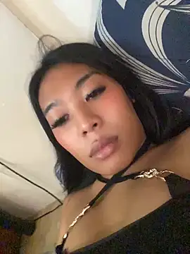 hugecock_tamira Webcamshow