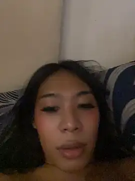 hugecock_tamira webcam show