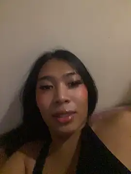 hugecock_tamira 웹캠 쇼
