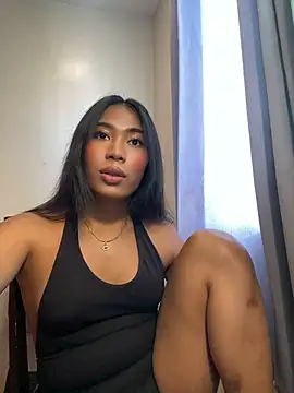 Show modela hugecock_tamira na web-kameri