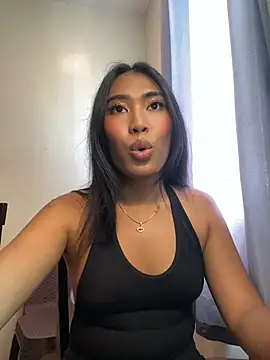 hugecock_tamira Pertunjukan Webcam
